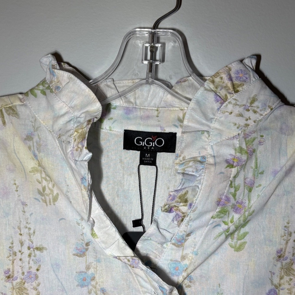 Floral Ruffle Button-Up Blouse in Pastel - Picture 3 of 9